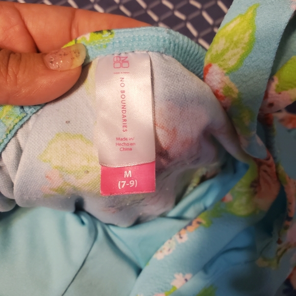 Top - Picture 2 of 2